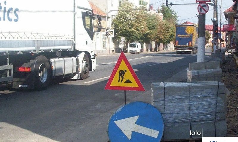 Străzi cu sens unic pentru fluidizarea traficului, la Caransebeş