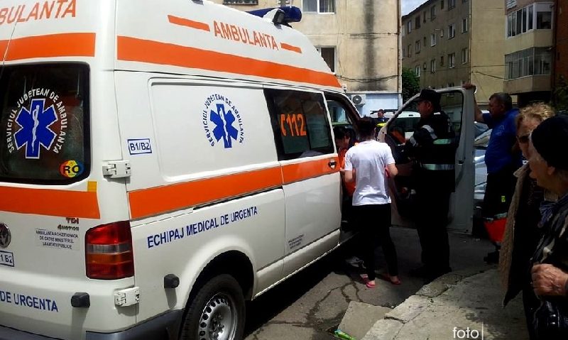 Ambulanţierii din Arad lucrează fără repaus