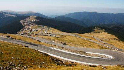 Pe Transalpina DN 67 C, circulaţia rutieră între Rânca şi Obârşia Lotrului este temporar închisă