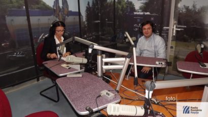 [FOTO] Ministrul Sănătăţii Nicolae Bănicioiu în direct la Radio România Reşiţa