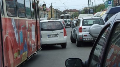 Panouri cu scuze pentru modul în care se circulă în Timişoara