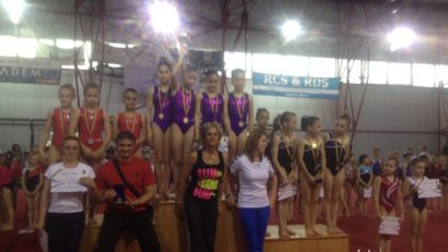 [UPDATE/FOTO] Gimnaste din Timişoara şi Arad pe podium la Buzău