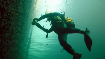 Epavă eşuată, descoperită în lacul de acumulare Porţile de Fier