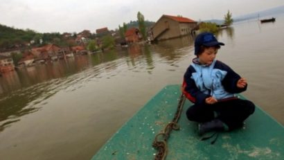 Istoria se repetă în Serbia: 171 de persoane au fost evacuate din calea apelor