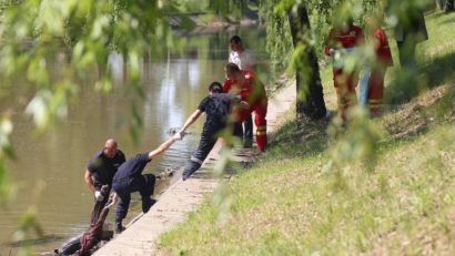 [FOTO] Cadavrul unui bărbat a fost descoperit plutind pe Bega!