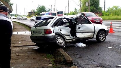 [FOTO] Grav accident în această seara în zona Triaj din Reșița