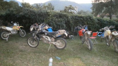 [UPDATE] Motociclist accidentat pe munte