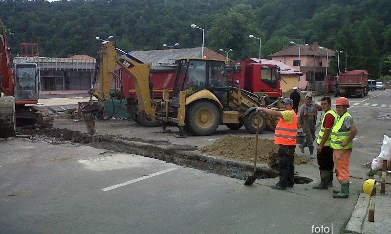 [FOTO] Trafic rutier restricţionat în Reşiţa