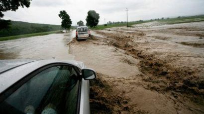 [FOTO] Ploile au făcut prăpăd în Caraş-Severin