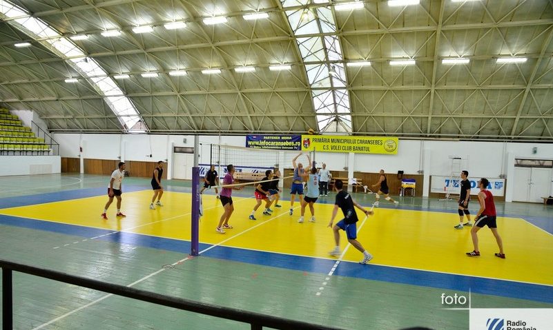 Echipa de volei masculin Banatul Caransebeş este în cantonament