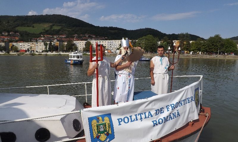 [FOTO] Zeul Neptun a fost astăzi la Orşova