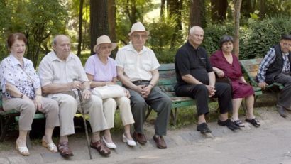 Locuri de recreere pentru pensionarii din Deva