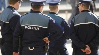 Şoferi şi pietoni amendaţi de poliţişti