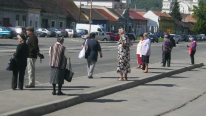 Teste medicale gratuite pentru pensionarii mehedinţeni de ziua lor