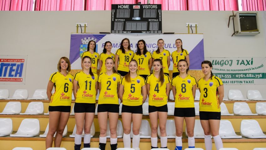 Echipa de volei C.S.M. Lugoj continuă pregătirea