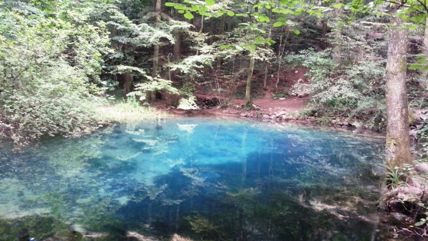 Ochiul Beiului şi Cascada Beuşniţa, minunile din Caraş-Severin