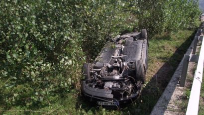 [FOTO] Accident grav provocat de un consilier PDL din Herculane