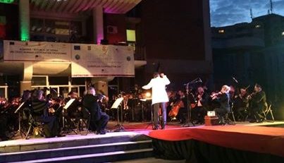 [FOTO] Concert de excepţie în centrul civic al Reşiţei, în faţa unui public numeros