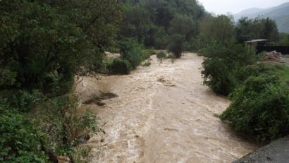 Cod galben de inundaţii în Caraș Severin, Timiș, Arad și Hunedoara