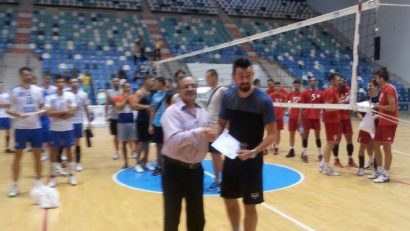 [FOTO] Volei Club Banatul Caransebeş a câştigat Cupa „Radu Zamfirescu”