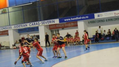 HC Adrian Petrea a câştigat primul turneu al Juniorilor 3 la handbal masculin