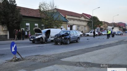 [FOTO] Accident din întoarcere