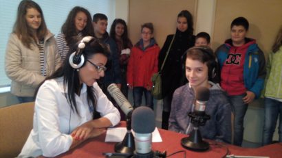 [FOTO] Radio Reşiţa şi-a deschis porţile pentru ascultători şi prieteni