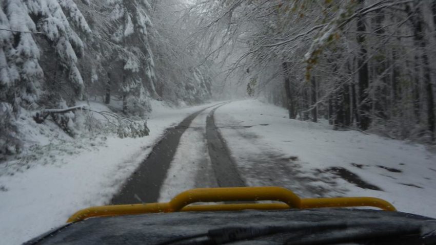 Vremea se schimbă. Meteorologii au anunţat ninsori în Banat