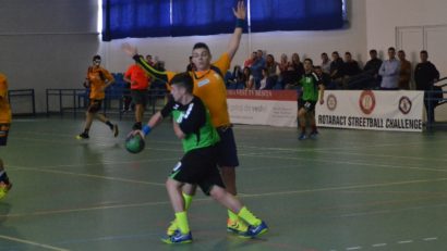 Liceul Teoretic Traian Vuia are punctaj maxim în Campionatul Naţional de handbal al juniorilor 1