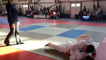 Judoka de la cluburile din Caraş-Severin au obţinut 12 medalii la turneul internaţional de la Arad