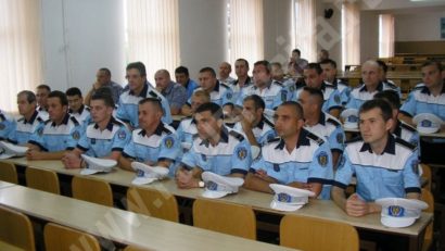 Polițiștii locali la examen