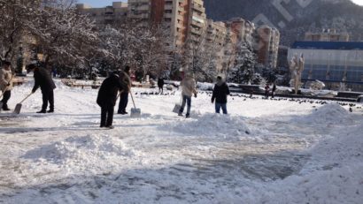 Primăria Reşiţa se declară pregătită pentru deszăpezire. Poate să ningă!