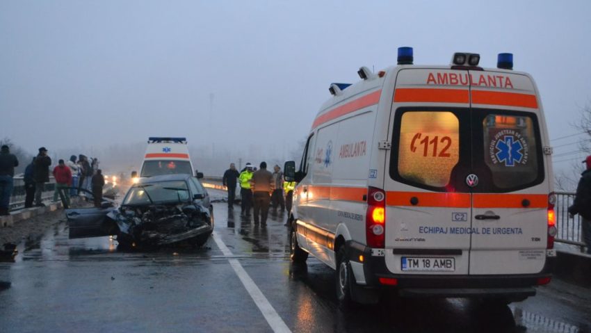 Accident cu patru victime din cauza lipsei de experienţă