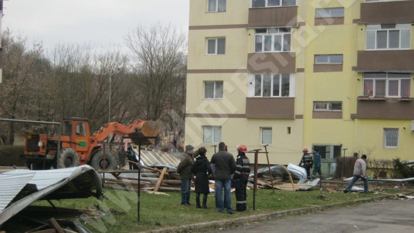 Atenţie! Ploile şi vântul ar putea crea probleme