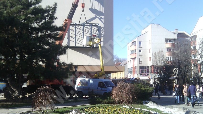 [FOTO] Panouri moderne la Caransebeș