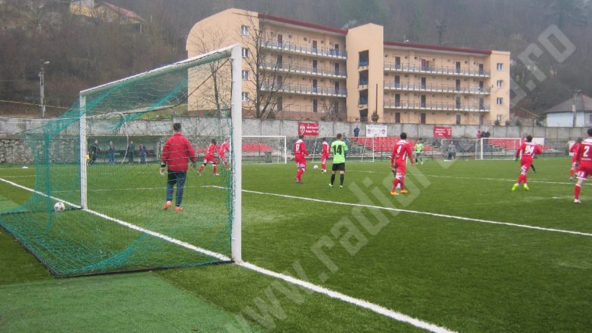 [Foto] Metalul Reşiţa a câştigat amicalul cu Millenium Giarmata