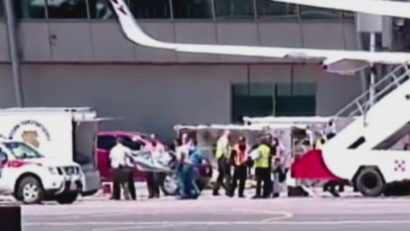 Un român a murit în toaleta unui avion, înainte de aterizare