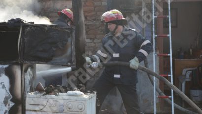 [FOTO] Incendiu în Caransebeș