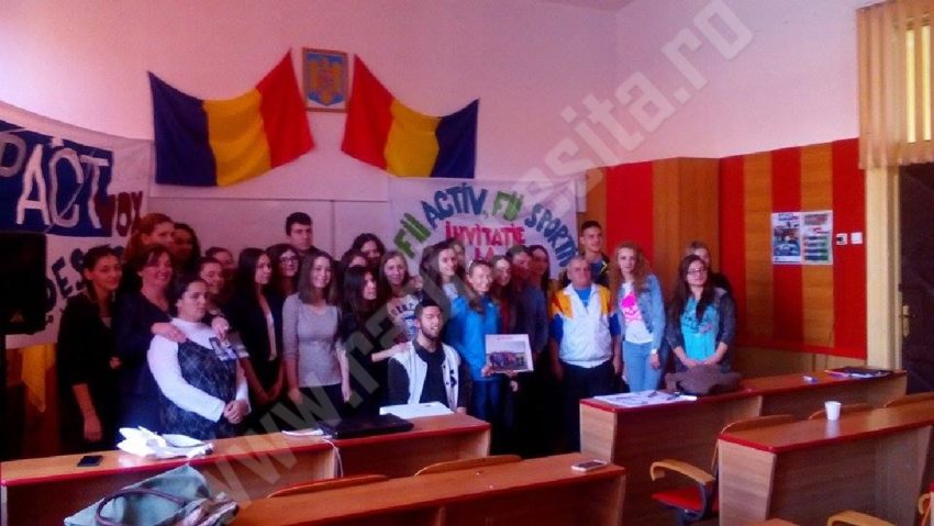 Colegiul Naţional C.D. Loga din Caransebeş promovează sportul