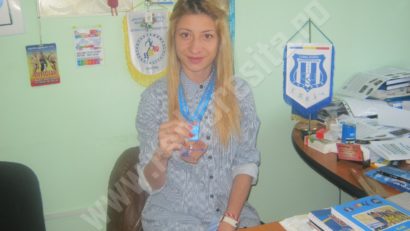 [Foto/audio] Alexandra Aichimoaei, de la Universitatea Reşiţa, medaliată cu bronz la Balcaniada de marş