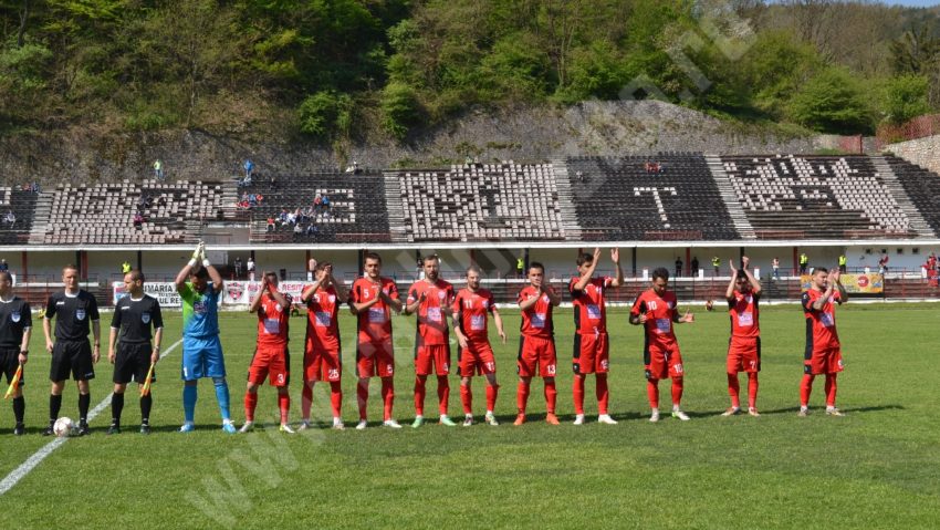 [audio] Primarul Mihai Stepanescu doreşte continuare activităţii fotbalistice la Reşiţa