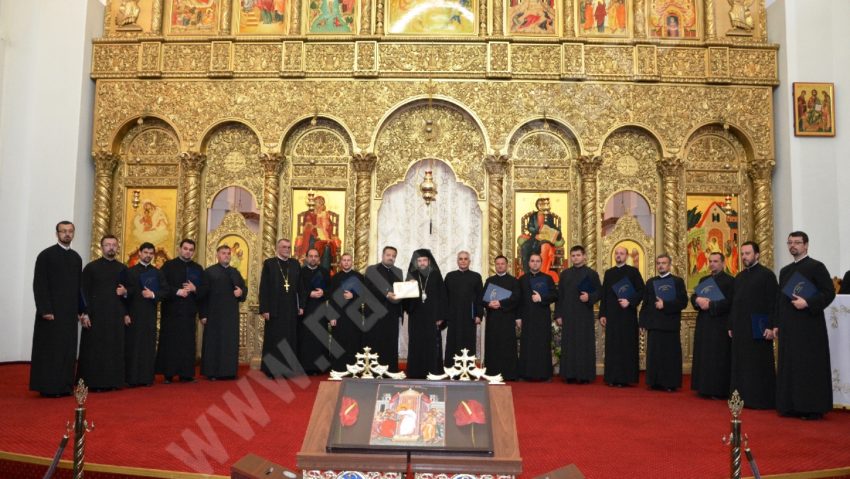 [FOTO] Festivalul coral „Miron Cristea” la Catedrala episcopală din Caransebeș