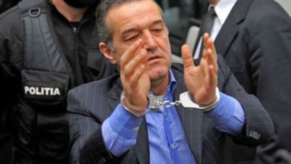 Gigi Becali s-ar putea întoarce la închisoare