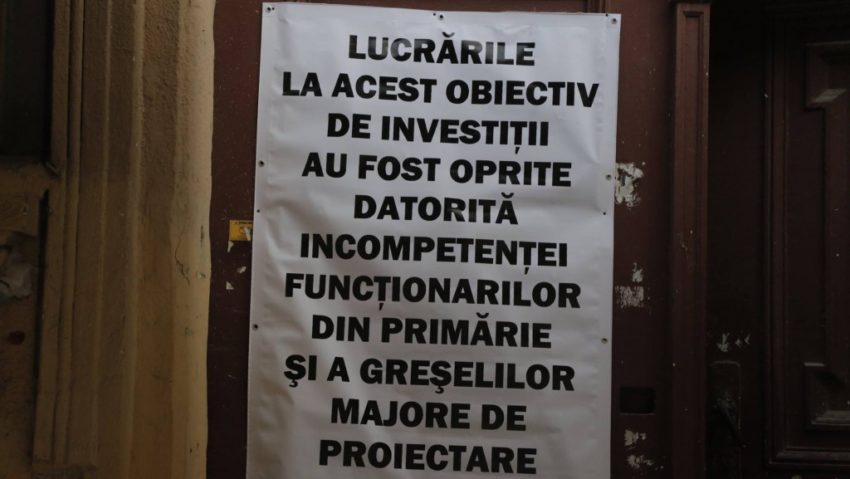 [FOTO] Lucrări sistate din cauza incompetenței angajaților primăriei