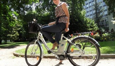 Biciclete electrice pentru poliţiştii locali şi turiştii care vizitează Deva