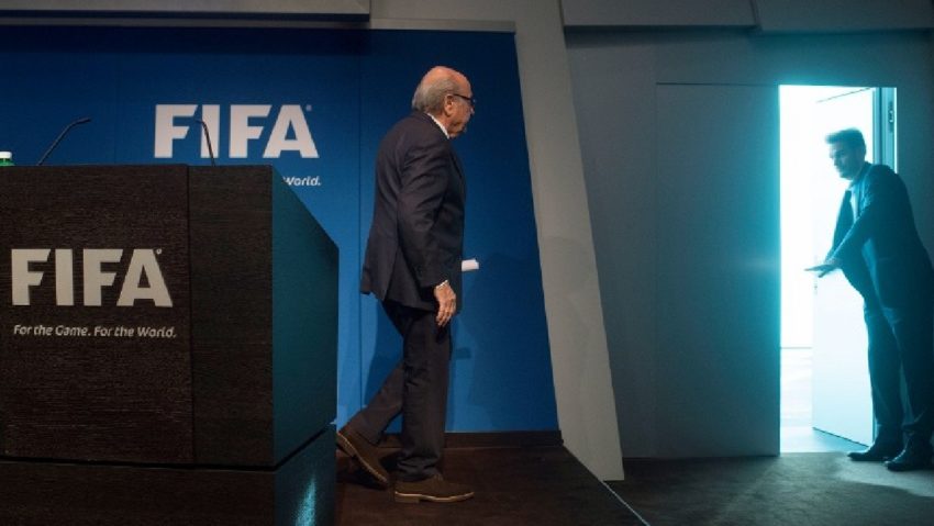 Joseph Blatter a demisionat de la conducerea FIFA