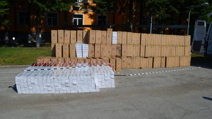 [VIDEO] Ţigări de contrabandă în valoare de 300.000 de euro, confiscate