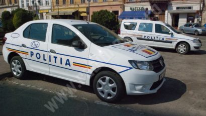 Maşini noi pentru Poliţia Lugoj şi secţiile rurale de la Belinţ şi Găvojdia