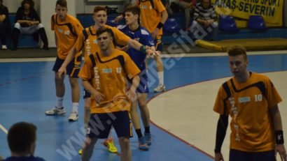 Trei sportivi de la Liceul Traian Vuia fac parte din naţionala de handbal pe plajă a României