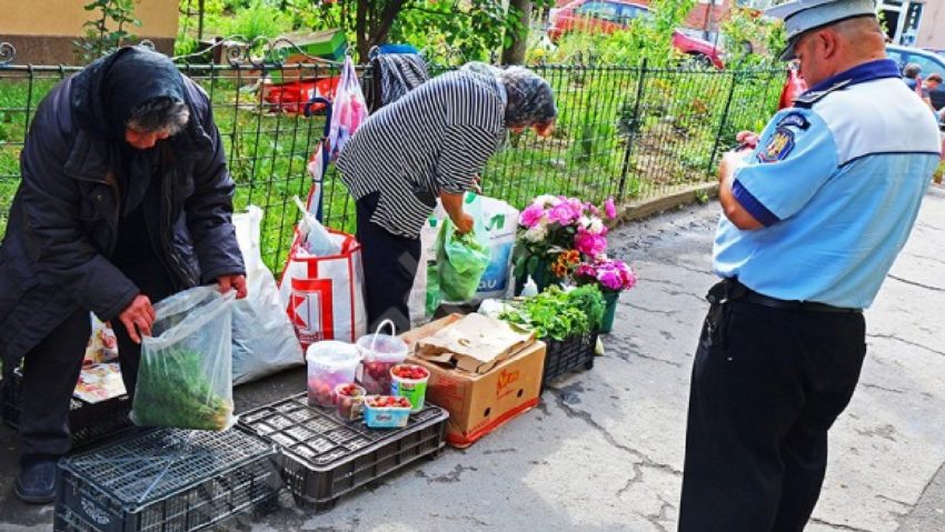 Poliţiştii locali vor primi până la 700 de lei în plus la salariu